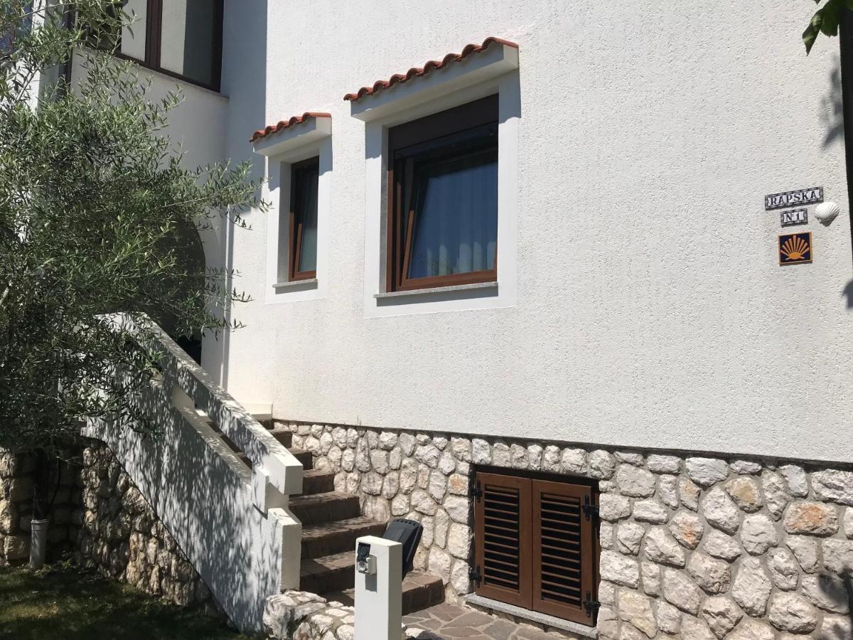 Apartments Zlatko & Mira Dorcic Baska  Ngoại thất bức ảnh